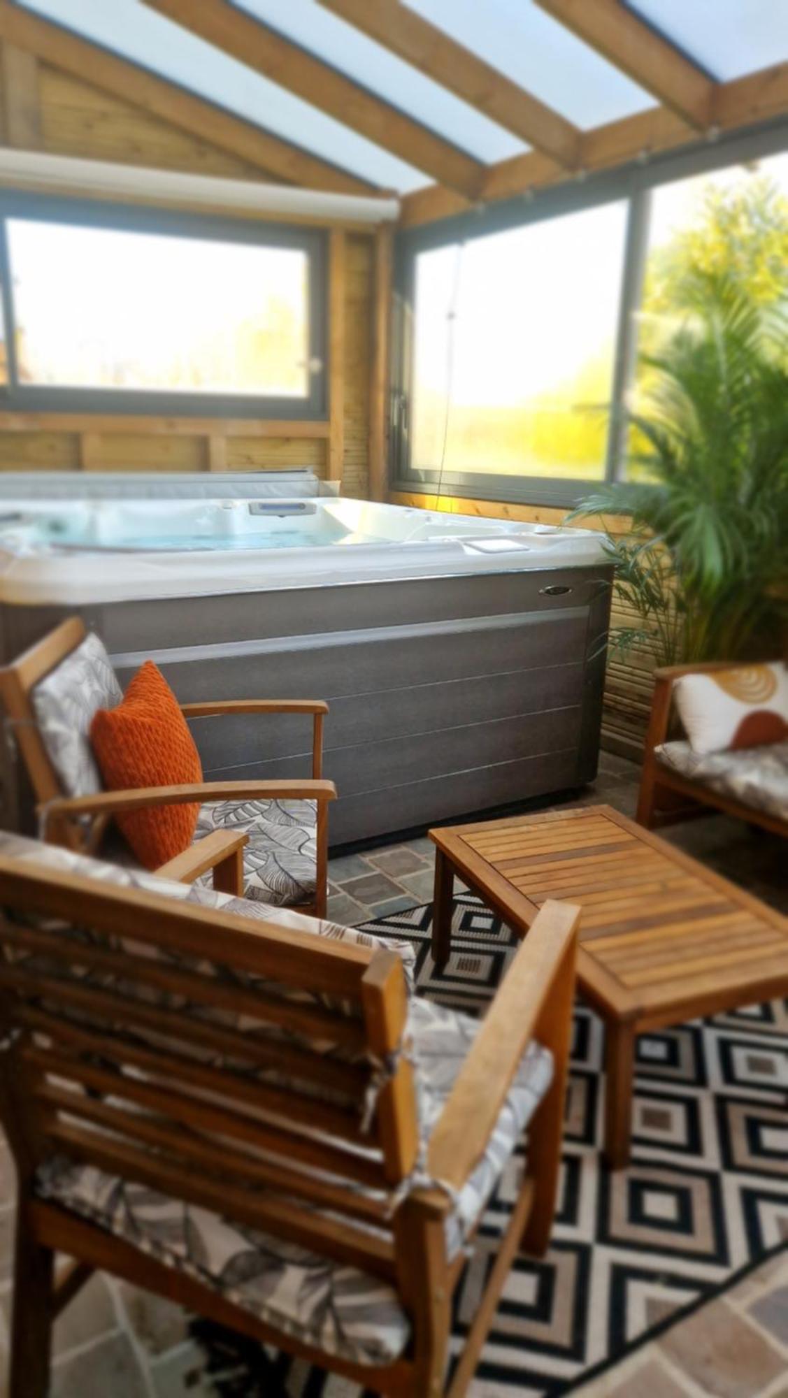 Duplex Vip Jacuzzi A 15Min De Disneyland Paris Et 1H De Paris Quincy-Voisins Bagian luar foto